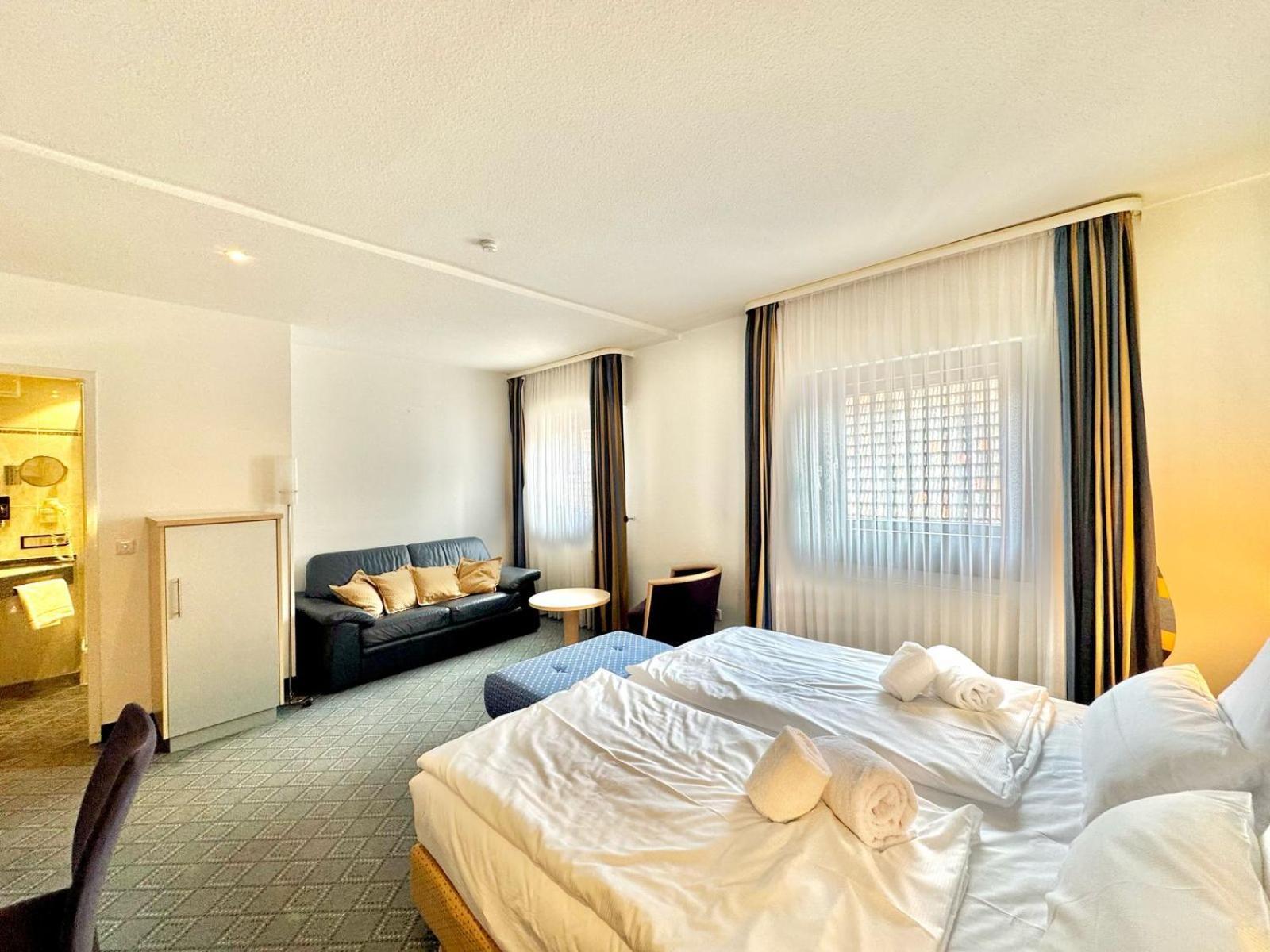 Ar Boutique Hotel Мангейм Экстерьер фото
