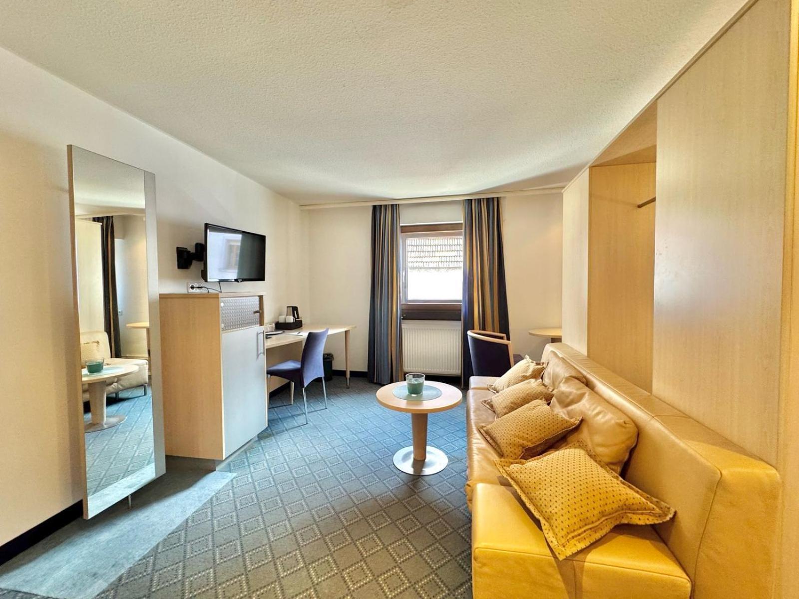 Ar Boutique Hotel Мангейм Экстерьер фото